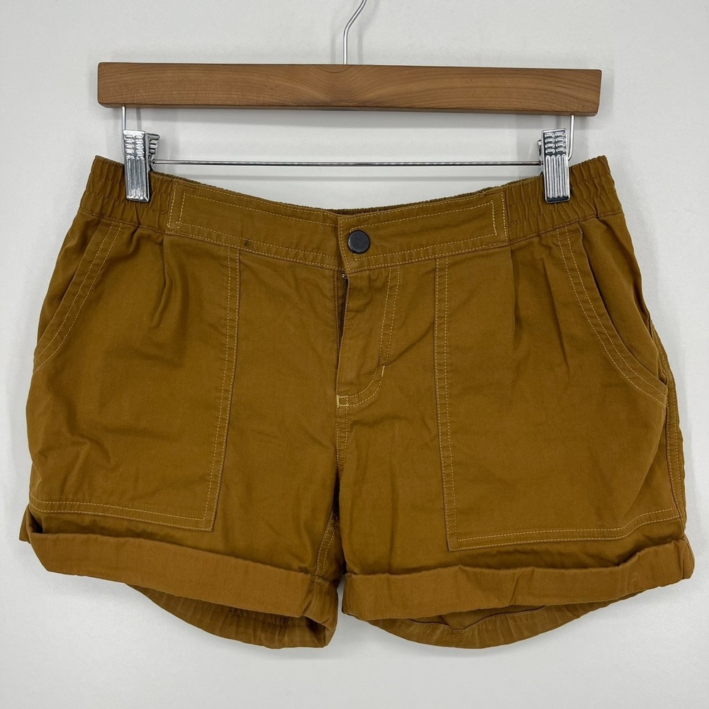Mountain Hardwear‎ Shorts Women's Size 2 Beige Cuffed Pockets Outdoors Hiking